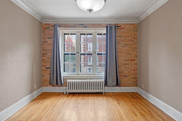 1820 1st Avenue S 102, Minneapolis, MN 55403