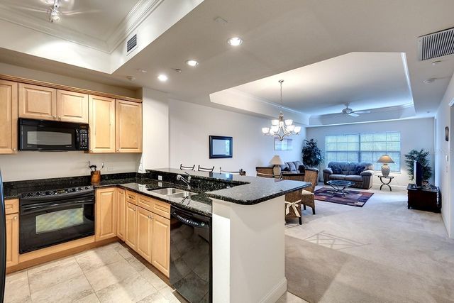 7702 LAKE VISTA COURT 204, Lakewood Ranch, FL 34202