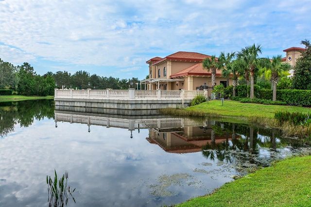 7702 LAKE VISTA COURT 204, Lakewood Ranch, FL 34202