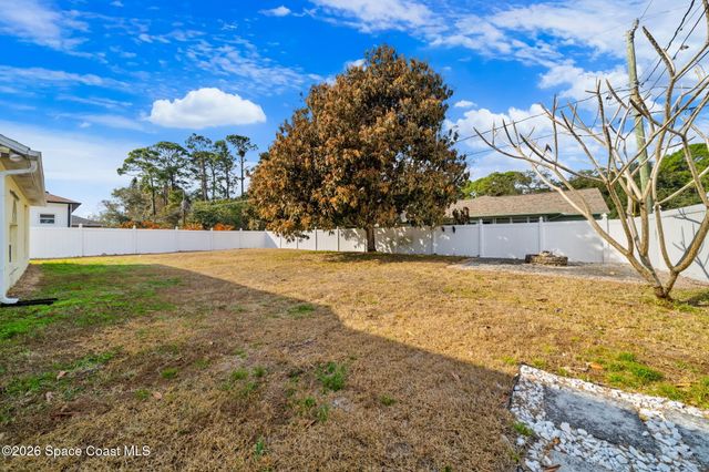 175 Inez Street SE, Palm Bay, FL 32909