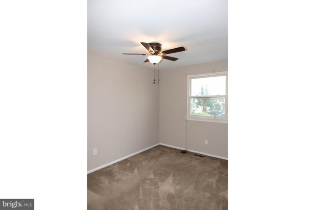 54 RELIANCE CT, Telford, PA 18969