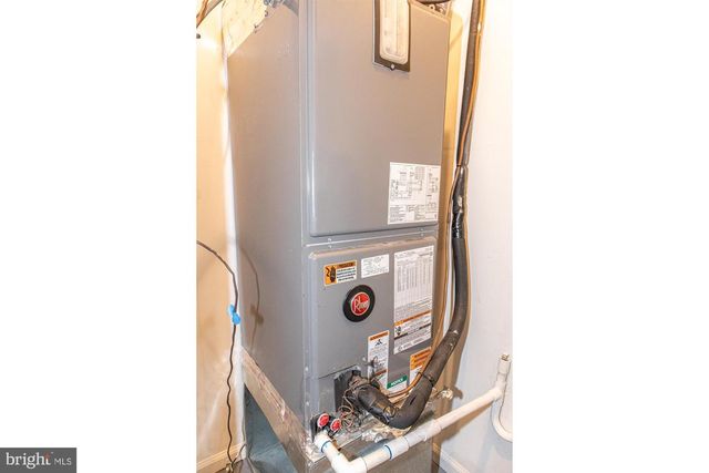 54 RELIANCE CT, Telford, PA 18969