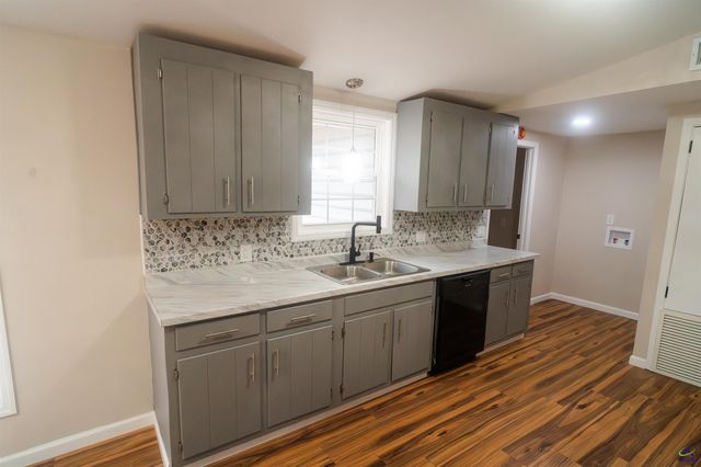 109 Calvin Ct., Warner Robins, GA 31093