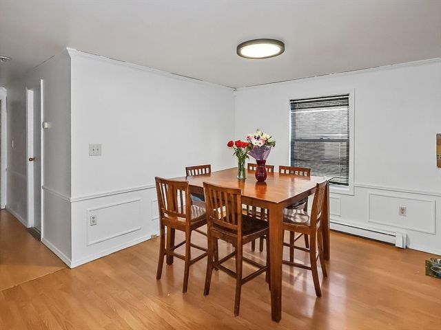 109 Pendleton Ave, Springfield, MA 01109