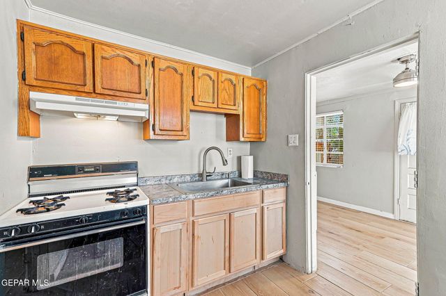 705 S VIRGINIA Street, El Paso, TX 79901