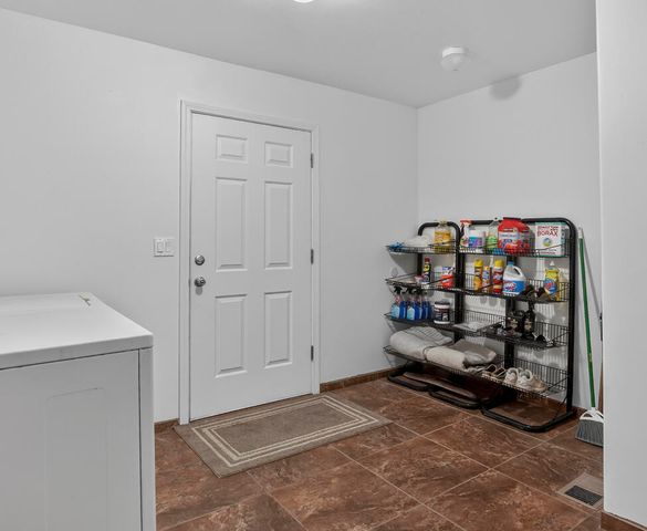 78 Sangre De Cristo Drive, Cedar Crest, NM 87008