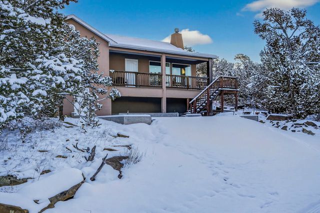 78 Sangre De Cristo Drive, Cedar Crest, NM 87008