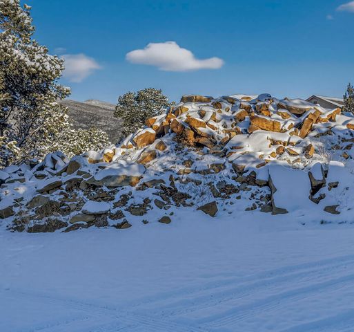 78 Sangre De Cristo Drive, Cedar Crest, NM 87008