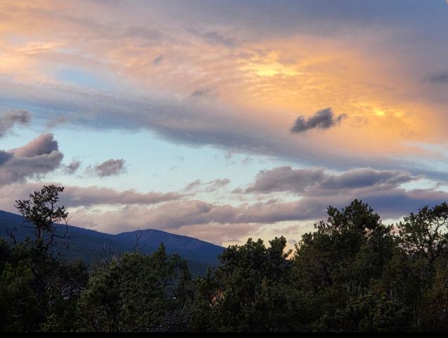 78 Sangre De Cristo Drive, Cedar Crest, NM 87008