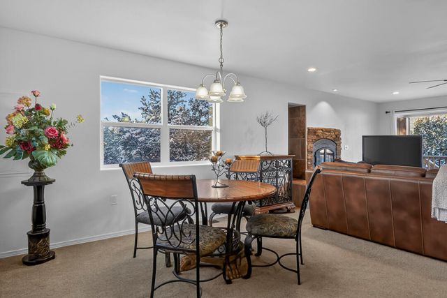 78 Sangre De Cristo Drive, Cedar Crest, NM 87008