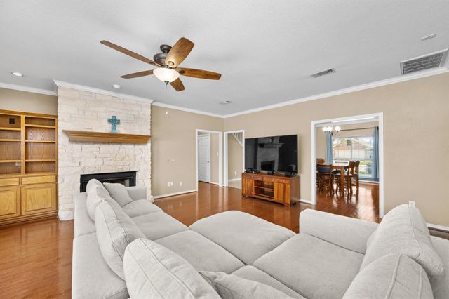 108 Thornwood RD, Georgetown, TX 78628