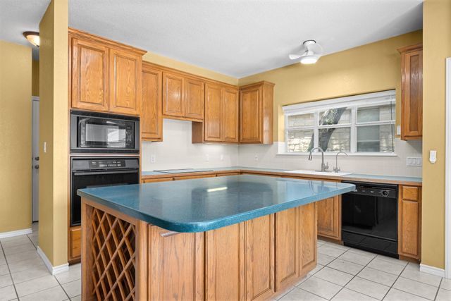 108 Thornwood RD, Georgetown, TX 78628