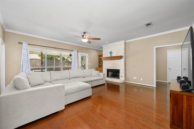 108 Thornwood RD, Georgetown, TX 78628