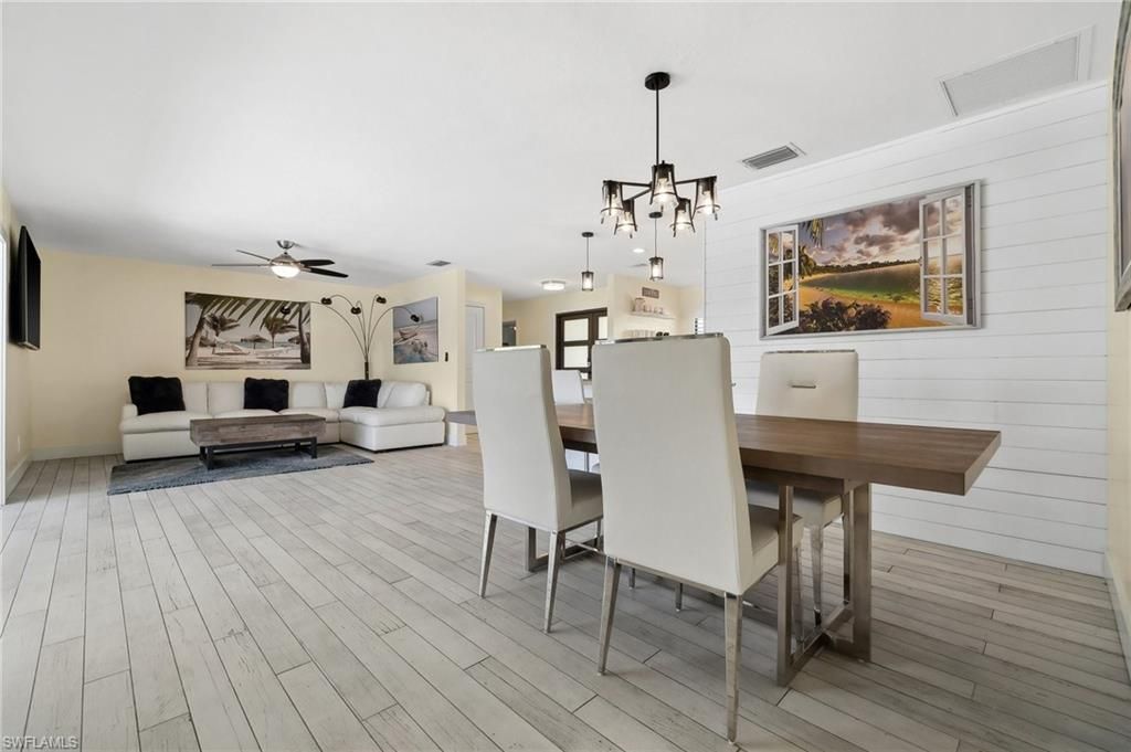 Image 22 of property listing at 1600 Edith Esplanade, Cape Coral, FL 33904