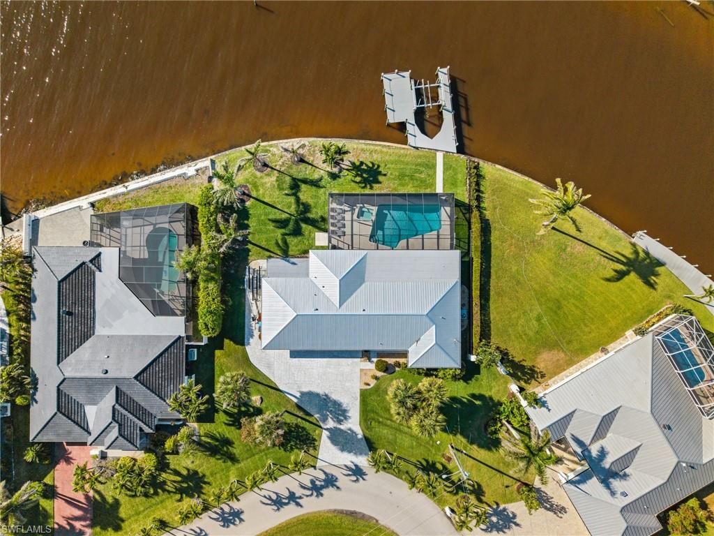 Image 47 of property listing at 1600 Edith Esplanade, Cape Coral, FL 33904