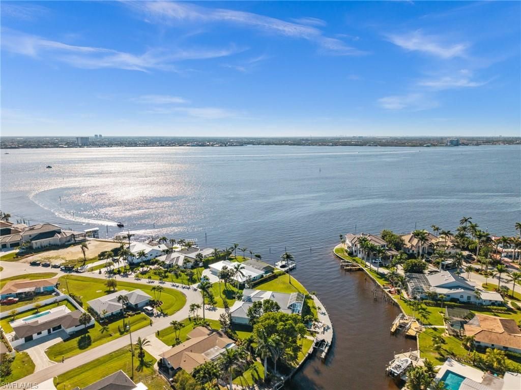 Image 49 of property listing at 1600 Edith Esplanade, Cape Coral, FL 33904