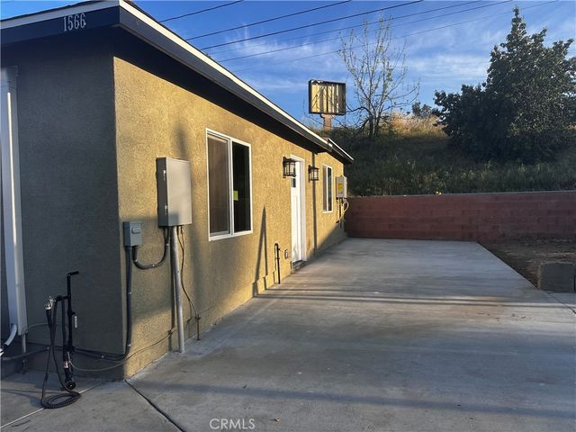 1564 W Phillips Boulevard, Pomona, CA 91766