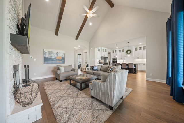 6060 Palomino Way, Midlothian, TX 76065