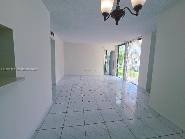 2075 SW 122nd Ave 129, Miami, FL 33175