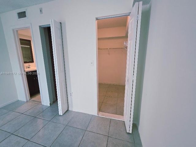 2075 SW 122nd Ave 129, Miami, FL 33175