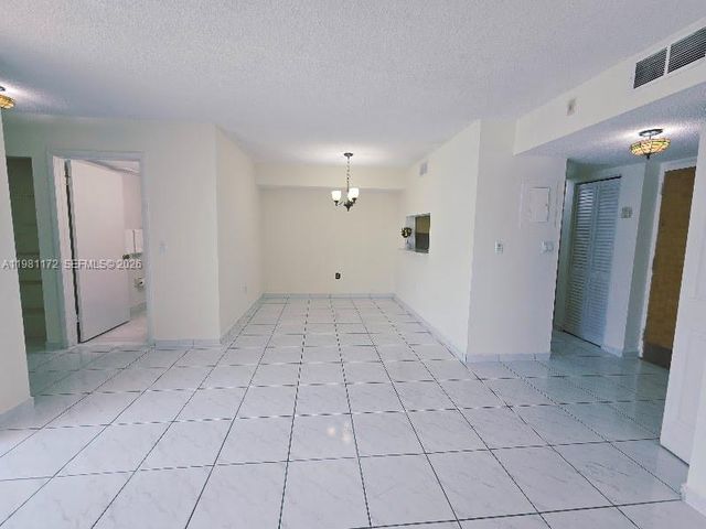 2075 SW 122nd Ave 129, Miami, FL 33175
