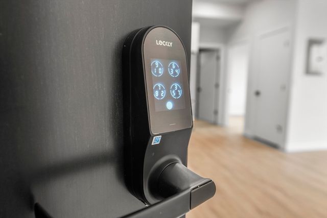 24-28 Mt Pleasant 401, Somerville, MA 02145