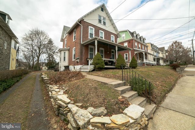 133 CEDAR ST #2, Jenkintown, PA 19046
