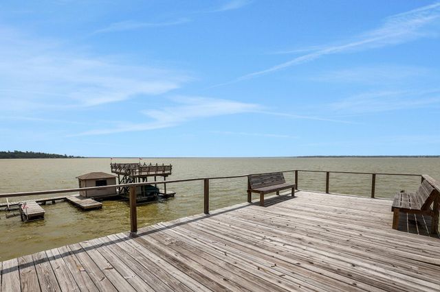 546 W Cattle Drive, Onalaska, TX 77360