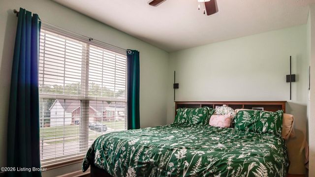 11109 Pebble Trace, Louisville, KY 40229