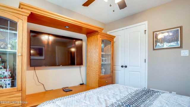 11109 Pebble Trace, Louisville, KY 40229
