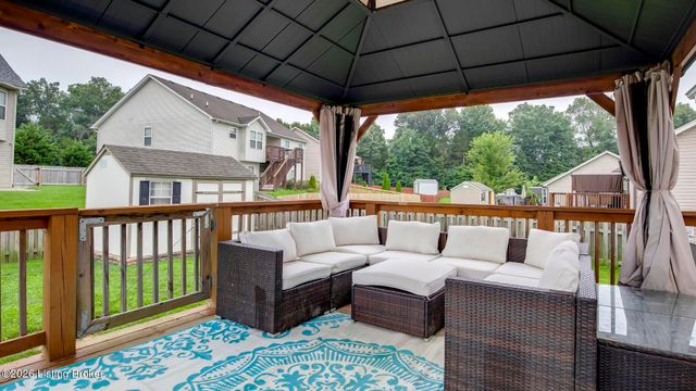11109 Pebble Trace, Louisville, KY 40229