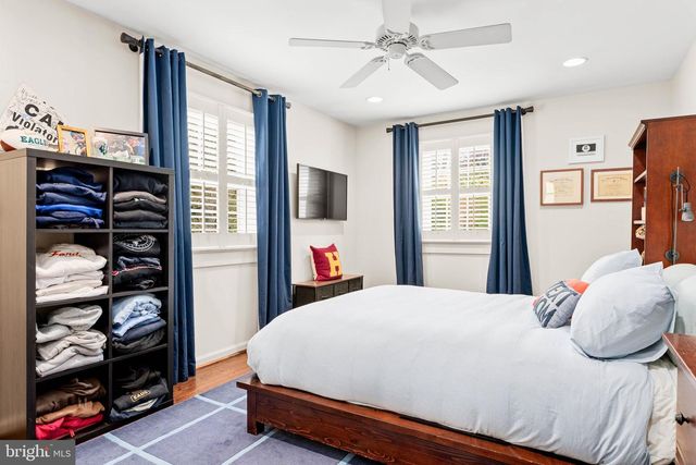 1425 COUNTY LINE RD, Bryn Mawr, PA 19010
