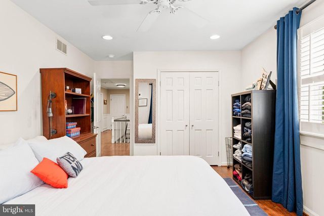 1425 COUNTY LINE RD, Bryn Mawr, PA 19010