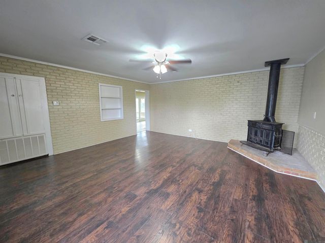 5219 Goodland Dr, Greenwell Springs, LA 70739