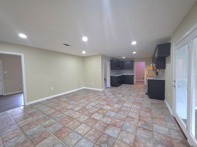 5219 Goodland Dr, Greenwell Springs, LA 70739