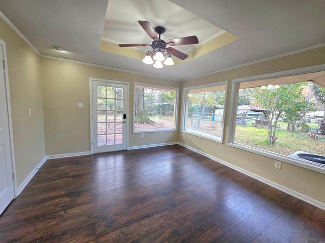 5219 Goodland Dr, Greenwell Springs, LA 70739