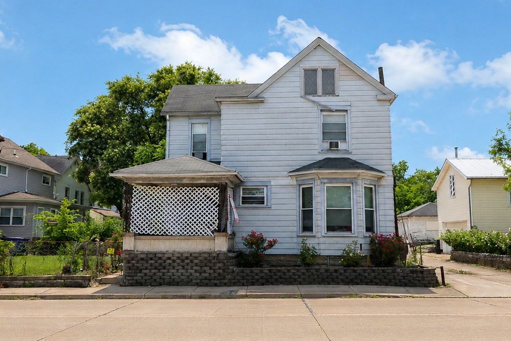 1315 Riverside Drive, Dayton, OH 45405