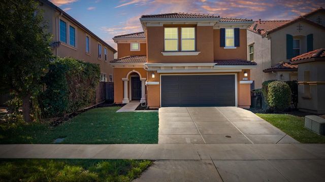 16711 Colonial Trl, Lathrop, CA 95330