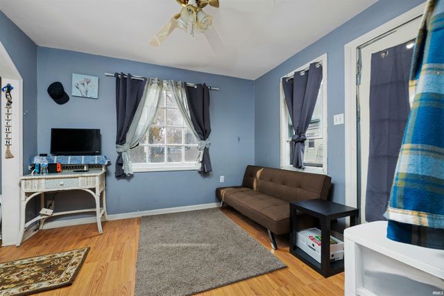 3902 & 3904 Grayston Avenue, Fort Wayne, IN 46806