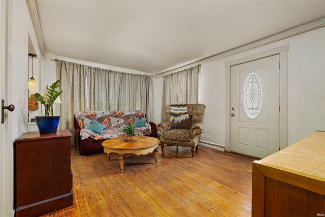 3902 & 3904 Grayston Avenue, Fort Wayne, IN 46806