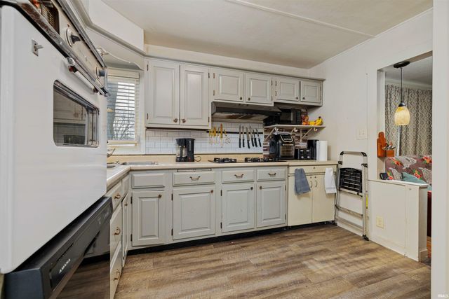 3902 & 3904 Grayston Avenue, Fort Wayne, IN 46806