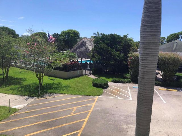 3508 SW Natura Boulevard 201, Deerfield Beach, FL 33441