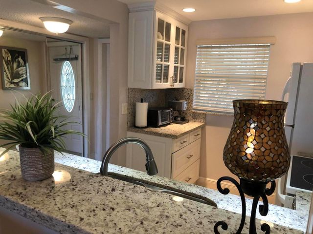 3508 SW Natura Boulevard 201, Deerfield Beach, FL 33441
