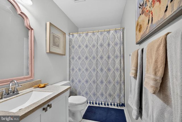 6638 WALNUTWOOD CIR, Baltimore, MD 21212
