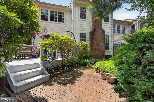 6638 WALNUTWOOD CIR, Baltimore, MD 21212