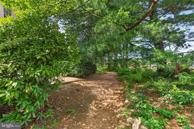 6638 WALNUTWOOD CIR, Baltimore, MD 21212