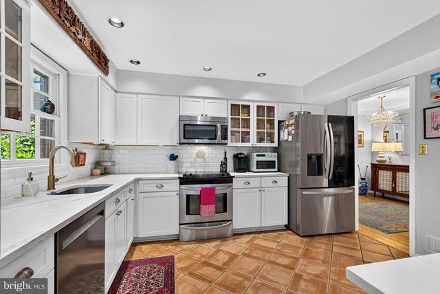 6638 WALNUTWOOD CIR, Baltimore, MD 21212