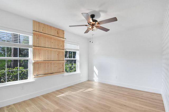 101 Azalea Rd, St Augustine, FL 32086