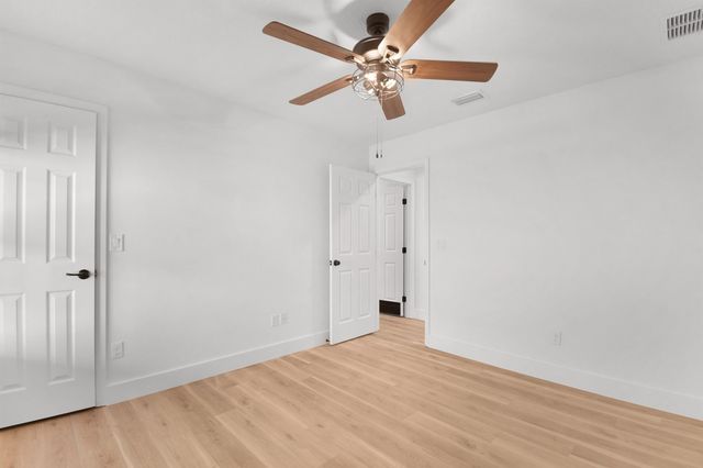 101 Azalea Rd, St Augustine, FL 32086