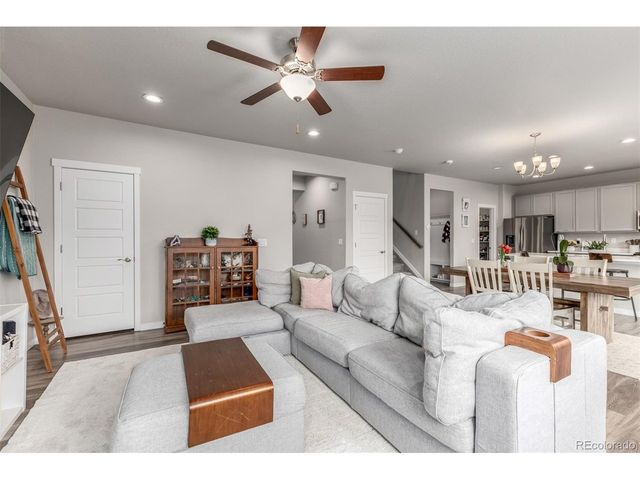 90 Sabin Way, Lochbuie, CO 80603